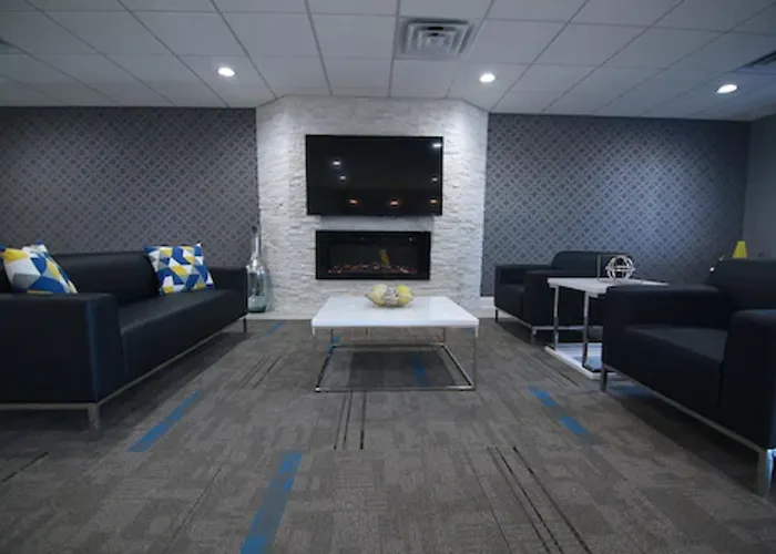 Home Inn And Suites Memphis