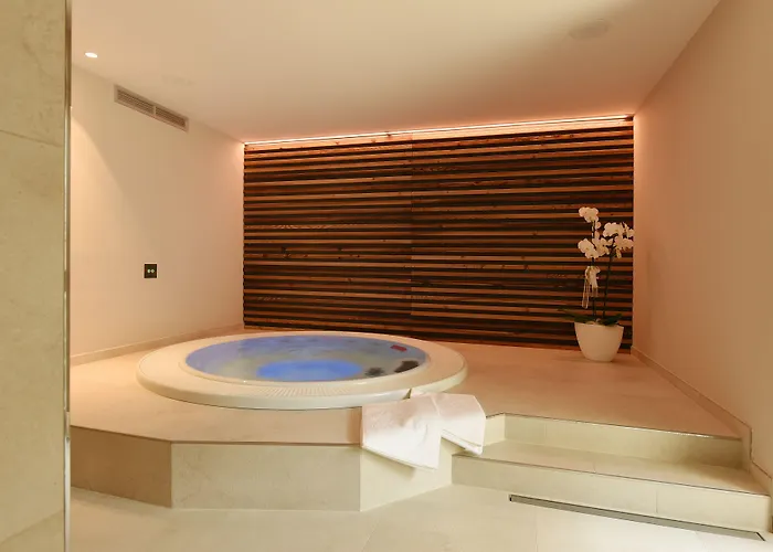 Dolomeet Boutique Hotel