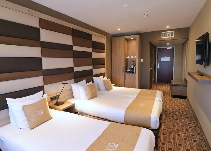 Xo Hotels Blue Tower
