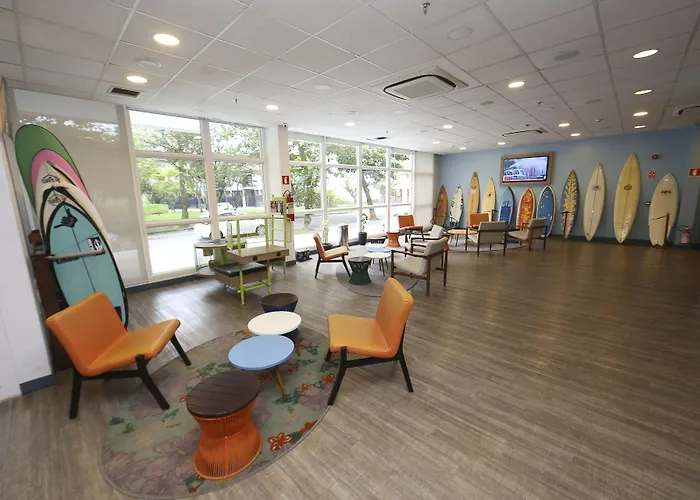 Golden Tulip Guaruja