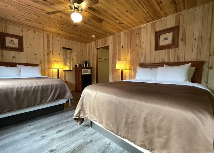 Four Seasons Lodge