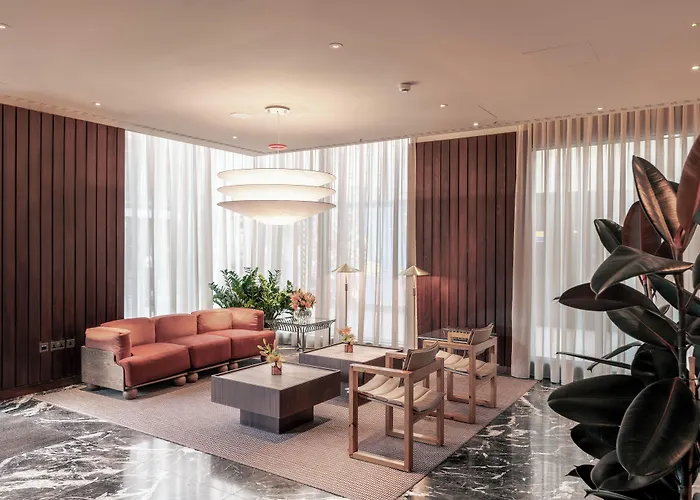 Leonardo Hotel London Aldgate - Formerly Hotel Saint