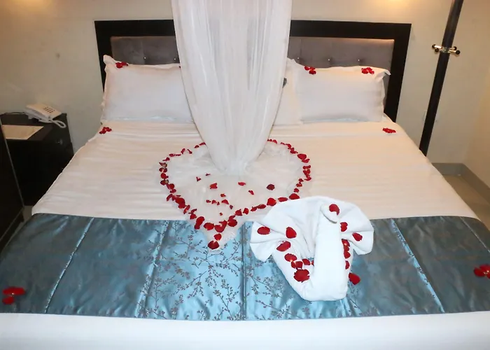 Lakemark Hotel And Tour Service Bahir Dar