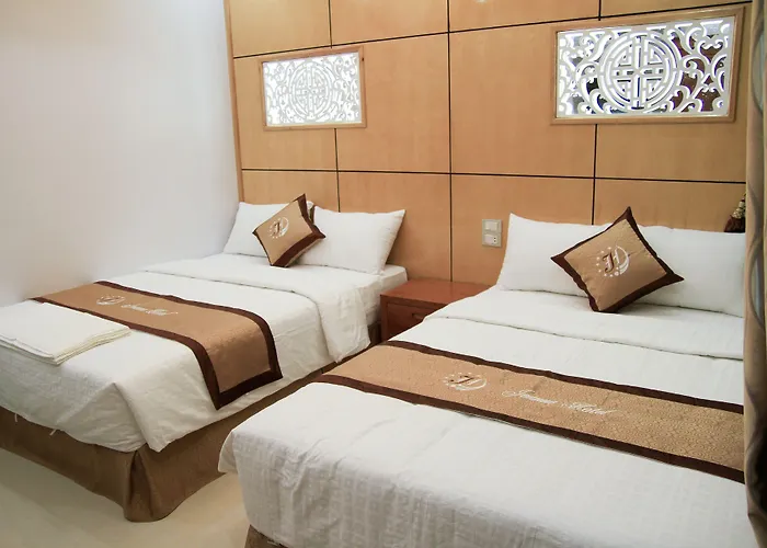 Jeanne Hotel