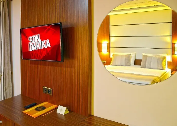 Safa Royal Museum Hotel