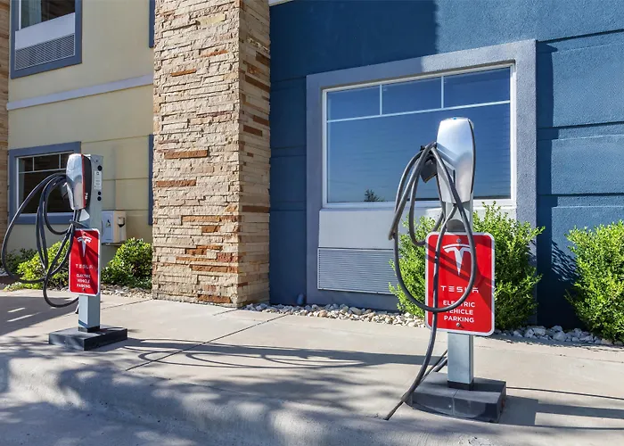 Best Western Plus Lampasas Inn & Suites
