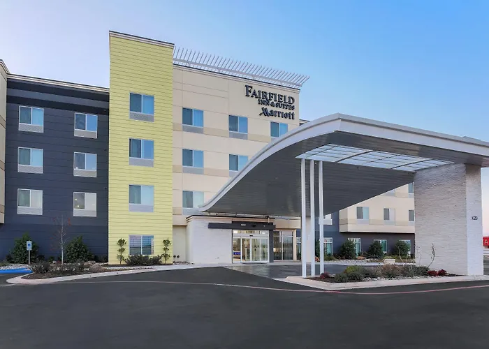 Fairfield Inn & Suites By Marriott Wichita Falls Northwest