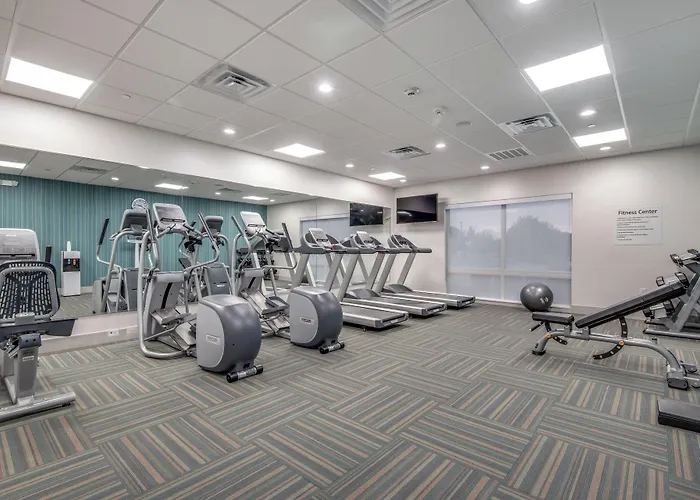 Holiday Inn Express & Suites Dallas North - Addison By Ihg