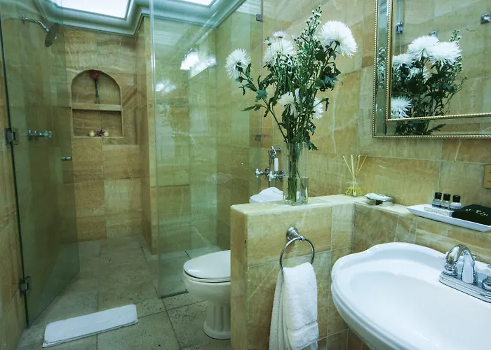 La Isabela Suites