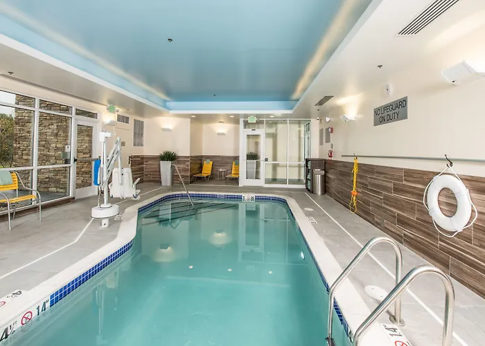 Fairfield Inn & Suites By Marriott Plymouth White Mountains
