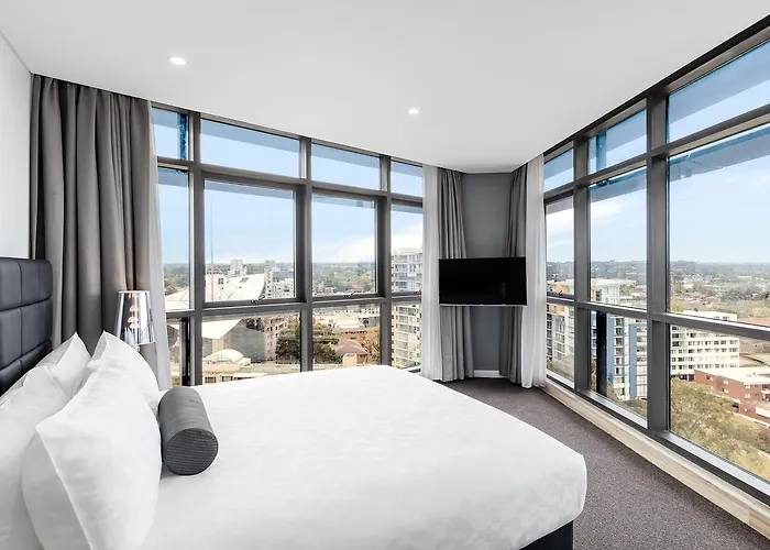 Meriton Suites Church Street, Parramatta