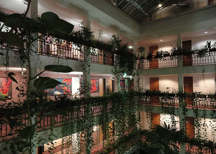 Solitaire Hotel