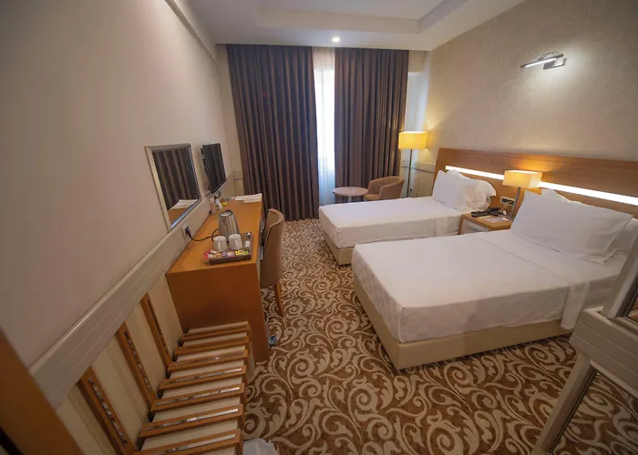 Grand Itimat Hotel