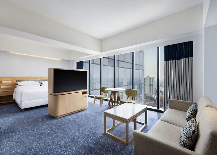 Four Points By Sheraton Surabaya, Tunjungan Plaza