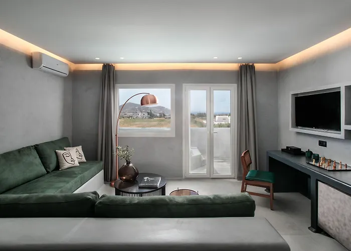 Iphimedeia Luxury Hotel & Suites