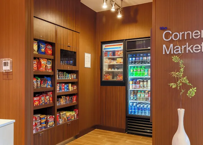 Fairfield Inn & Suites By Marriott Alexandria