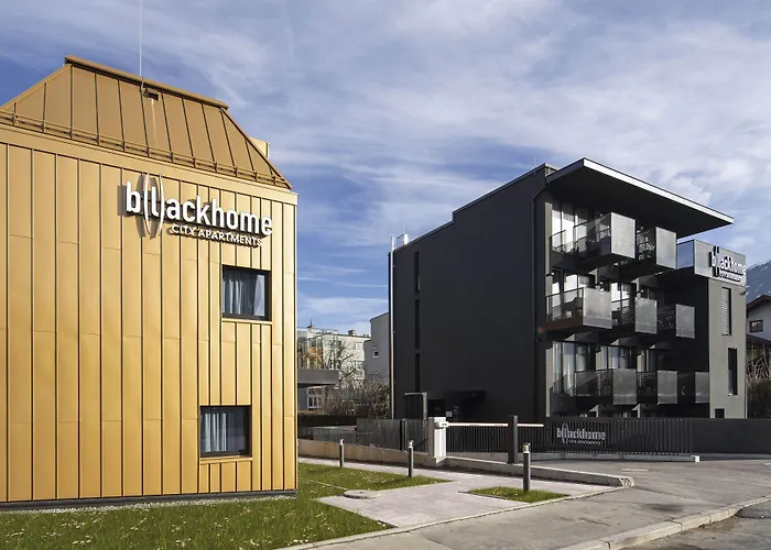 Blackhome Innsbruck City East I Contactless Check-In