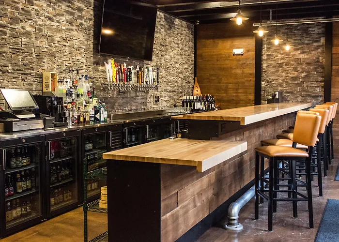 Cobblestone Hotel & Suites - Chippewa Falls