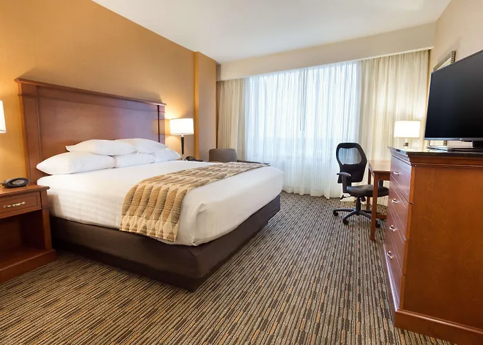 Drury Plaza Hotel Indianapolis Carmel
