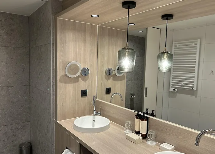 Ariane Hotel