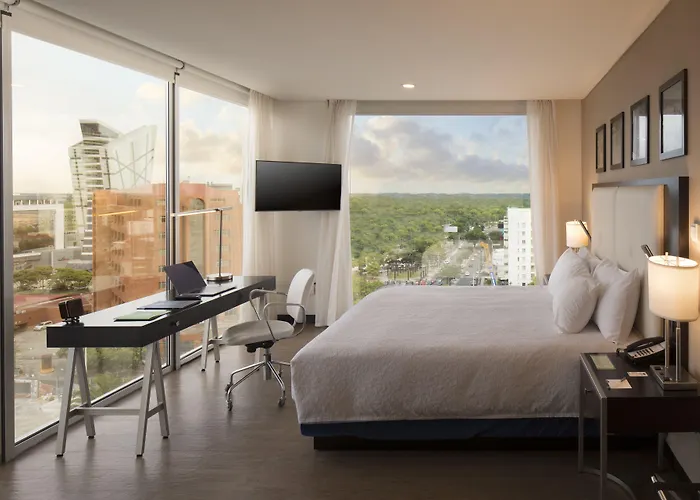 Hampton By Hilton Santa Cruz