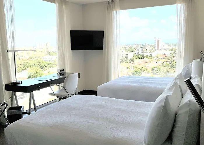 Hampton By Hilton Santa Cruz