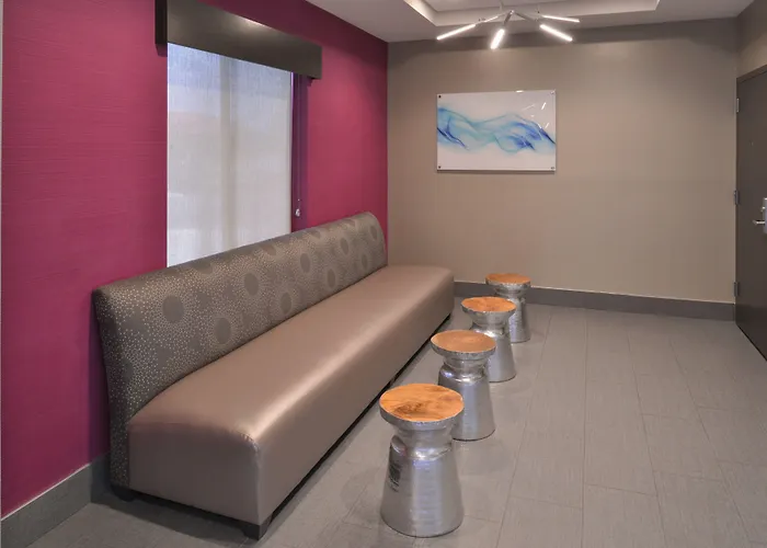 Holiday Inn Express And Suites Bryant - Benton Area By Ihg