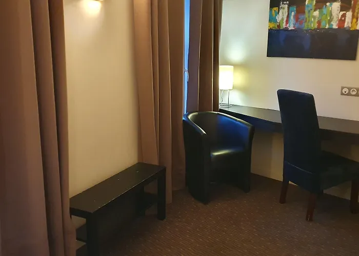 Ruthenium Hotel