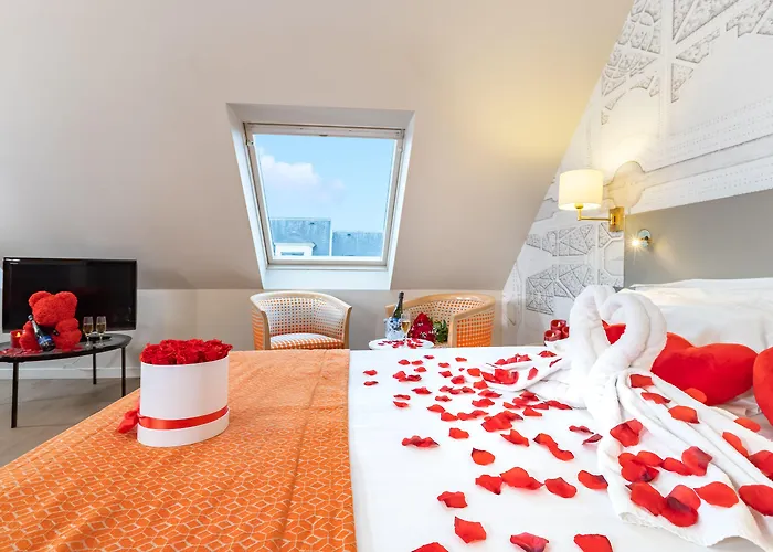 Hotel Montbriand Antony - Ancien Alixia