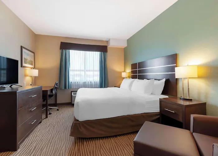 Best Western Plus Moosomin Hotel