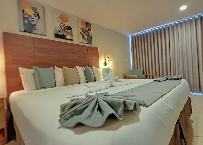 Majestic City Suites & Beach Hotel