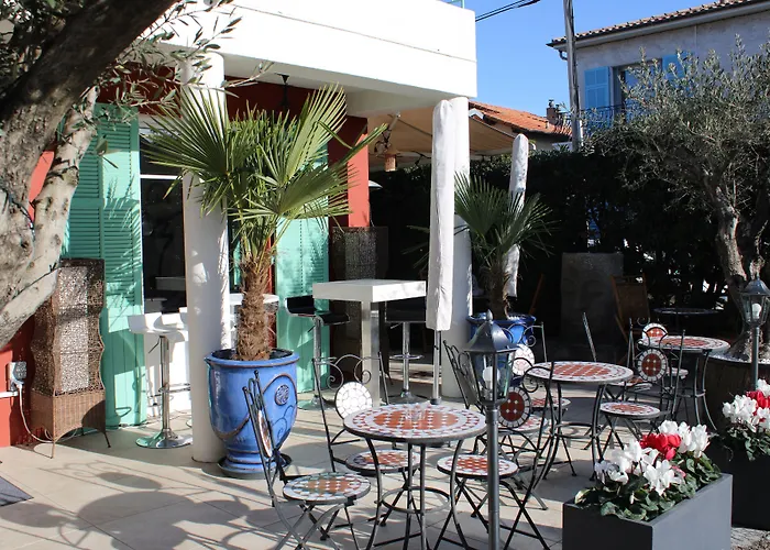 Hôtel La Villa des Oliviers