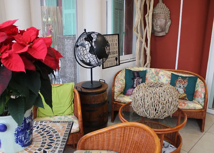 Hotel La Villa Des Oliviers, Seaside Hotel
