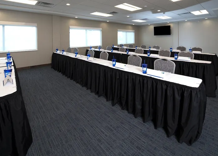 Holiday Inn Express & Suites Alpena - Downtown By Ihg