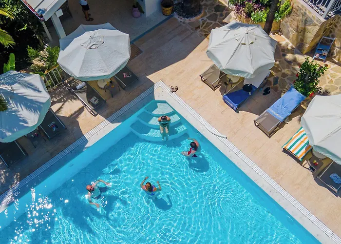 Golden Lighthouse Hotel