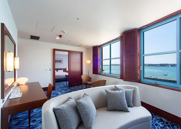 Premier Hotel Mojiko