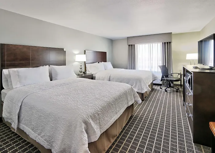Hampton Inn & Suites Albuquerque Airport