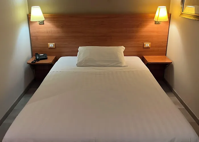 Hotel Re