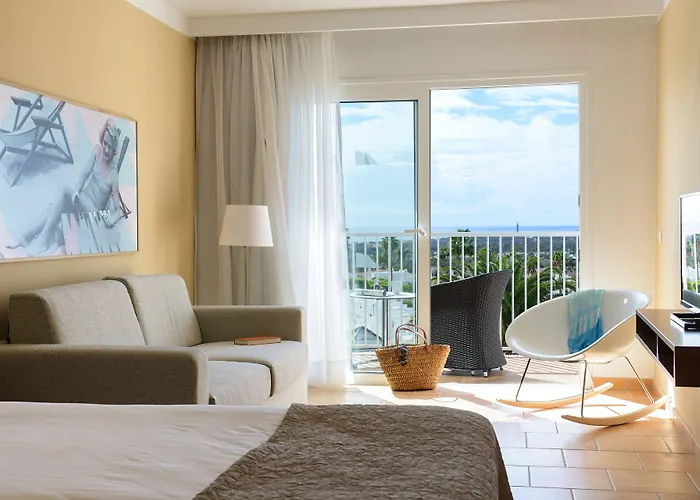 Sunprime Atlantic View Suite & Spa