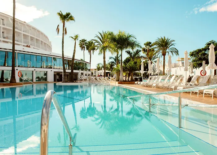 Sunprime Atlantic View Suite & Spa