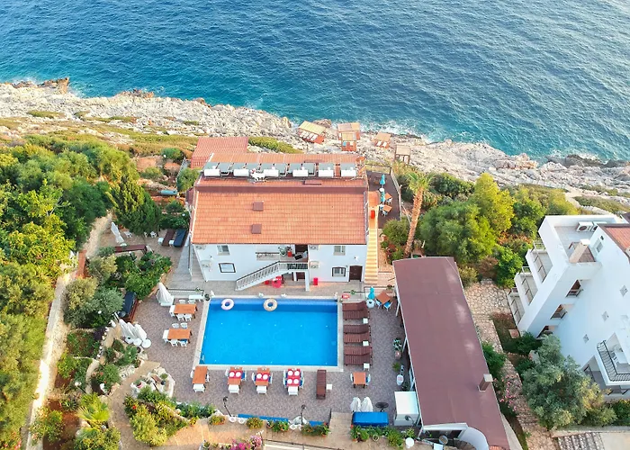 Sunset Villa Hotel