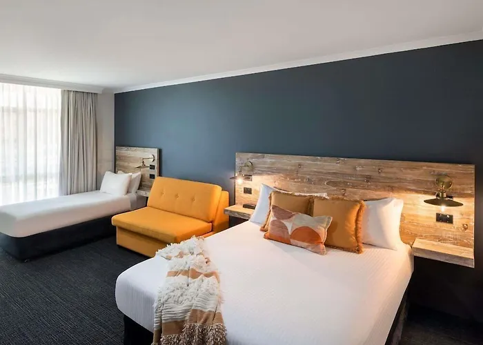 Ibis Styles Orange