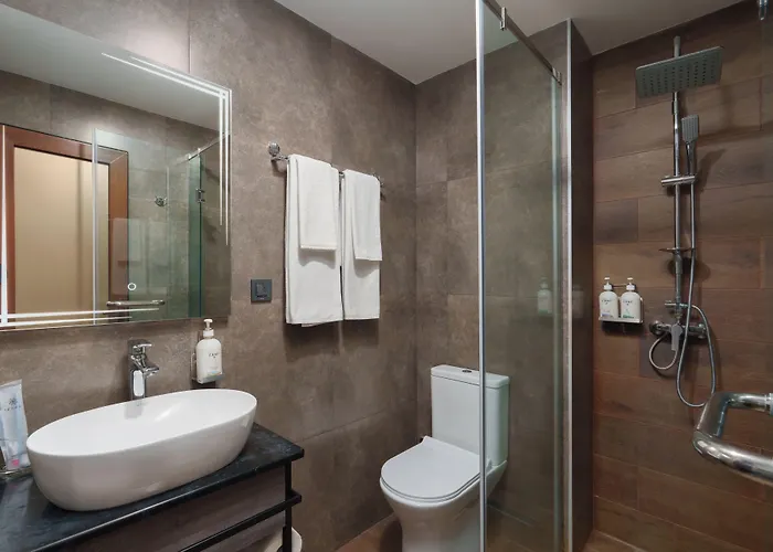 Elysium Gallery Hotel
