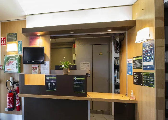 B&B Hotel Avignon 1