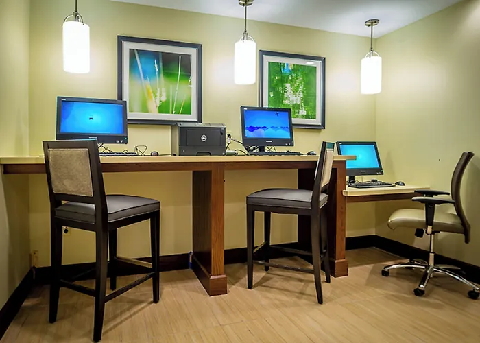 Staybridge Suites Dearborn By Ihg
