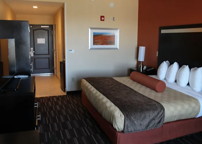 Wyndham Garden Lancaster Ca