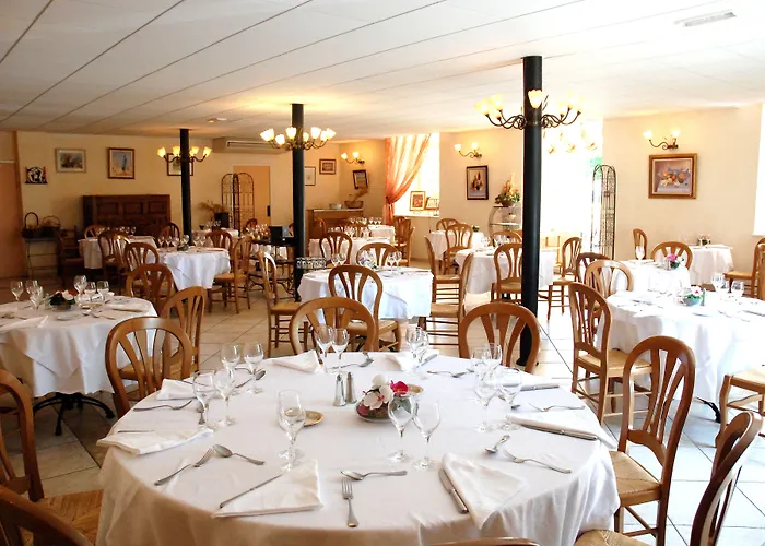 Logis Hotel Restaurant Les Minotiers