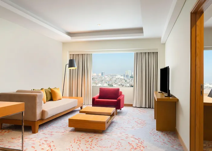 Holiday Inn & Suites Jakarta Gajah Mada By Ihg