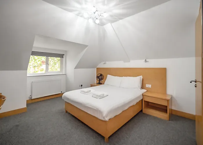 Flexistay Aparthotel Sutton