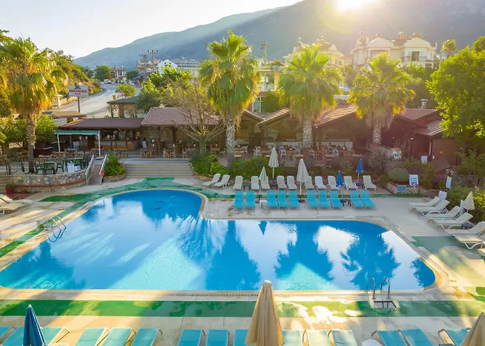 Club Pink Palace Hotel
